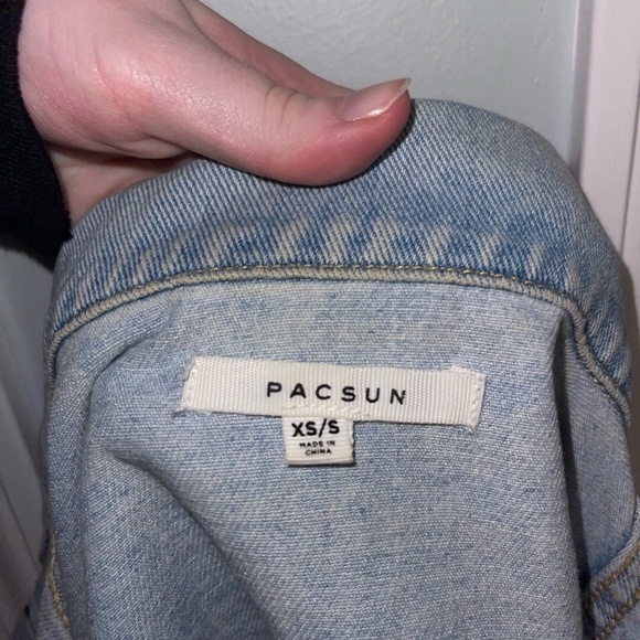 Distressed denim Pacsun jacket - Picture 2 of 2